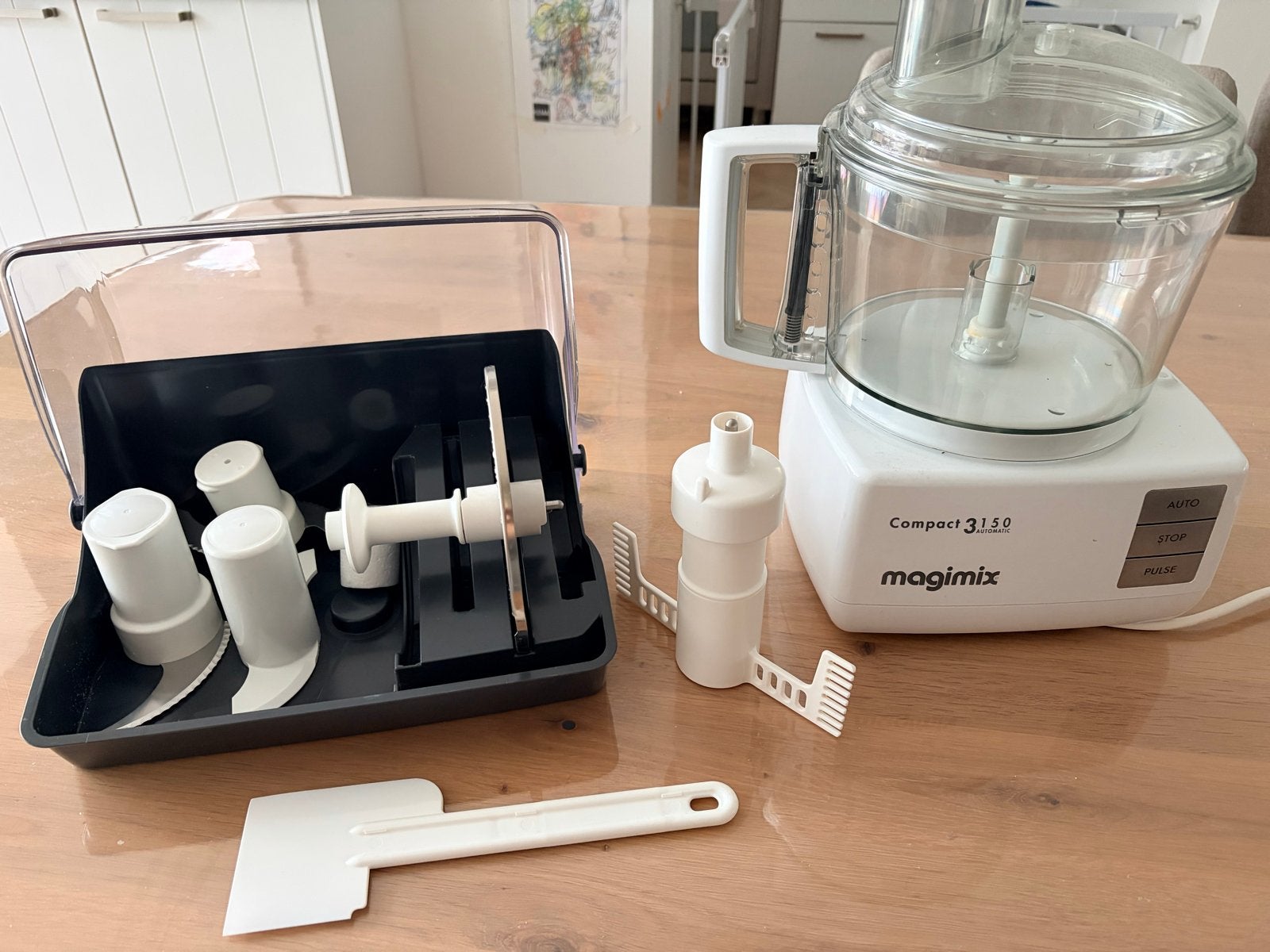 Magimix Compact 3150 Keukenmachine met accessoires, Witgoed en Apparatuur, Ophalen, Gebruikt, 2 snelheden, 2 tot 3 liter