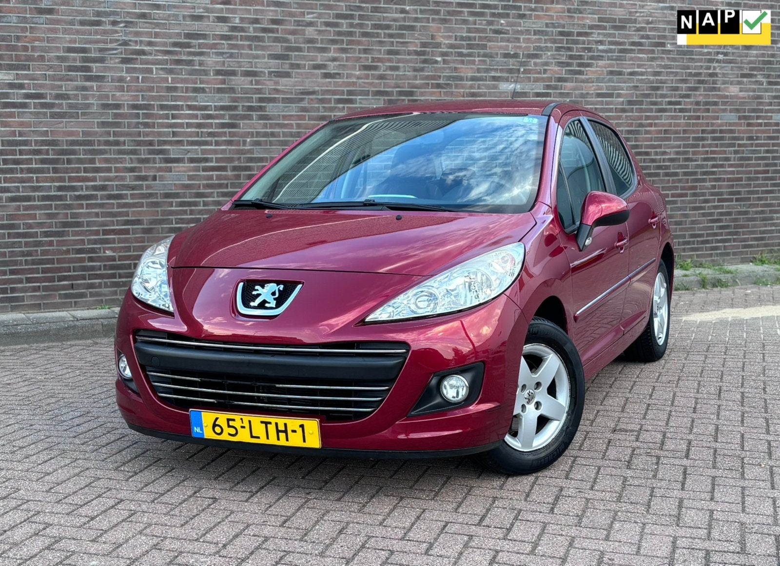 Peugeot 207 1.4 VTI 5DRS NAP Airco Aux CruiseCon APK 04-2027, Auto's, Peugeot, Voorwielaandrijving, Origineel Nederlands, Bedrijf