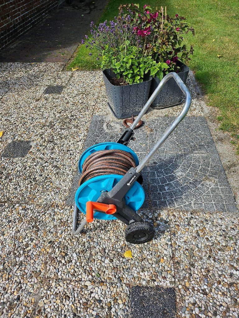 Slangenwagen met slang Gardena, Ophalen, Gebruikt, Tuinslanghaspel