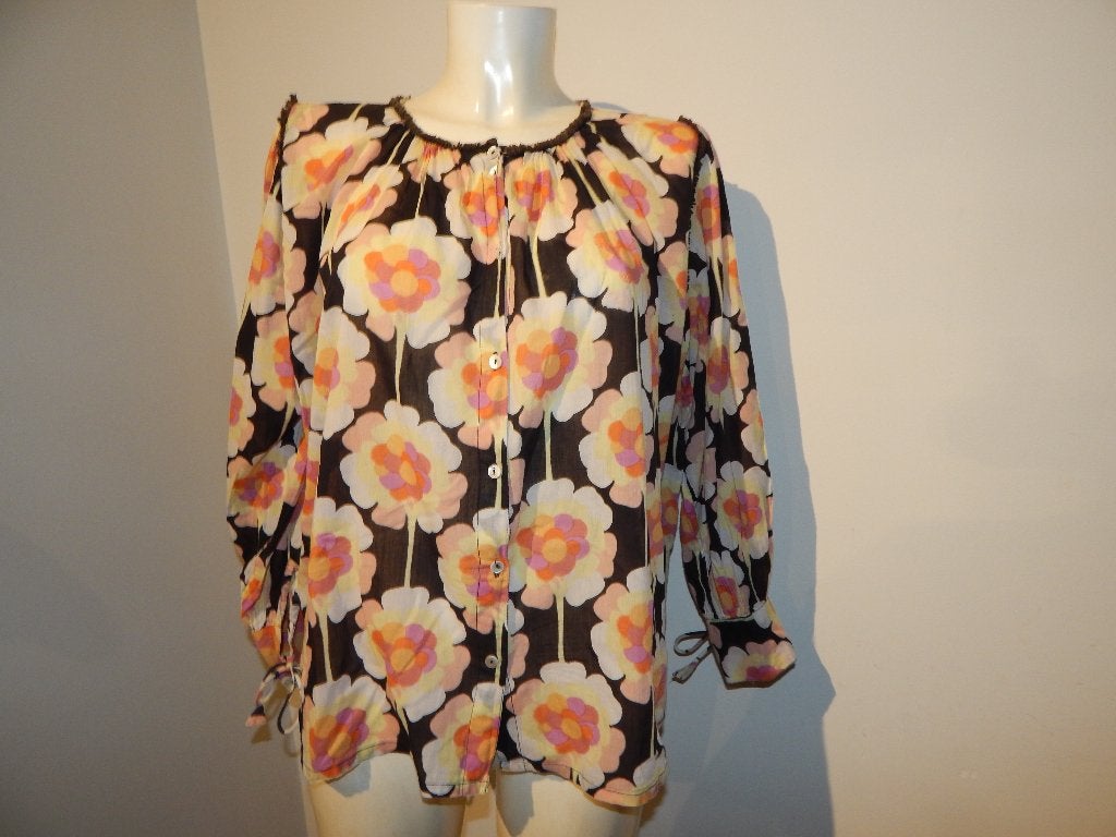 Antik Batik mooie blouse grote bloemen print strik mouw M
