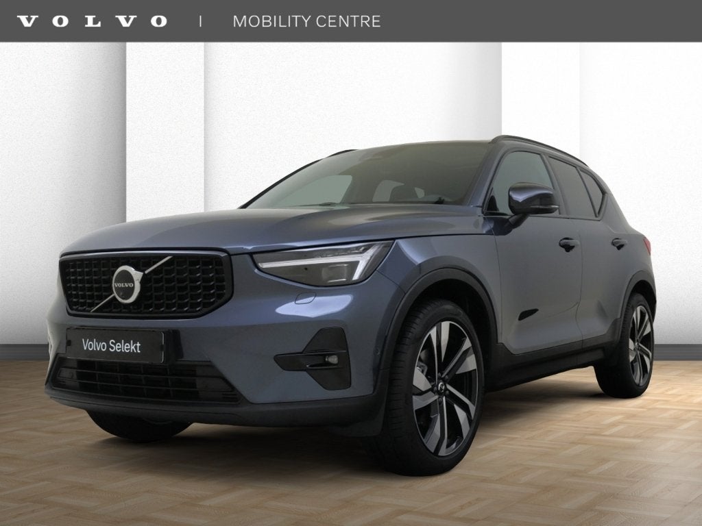 Volvo XC40 B4 Plus Dark | Pixel Led | Trekhaak | Panoramadak