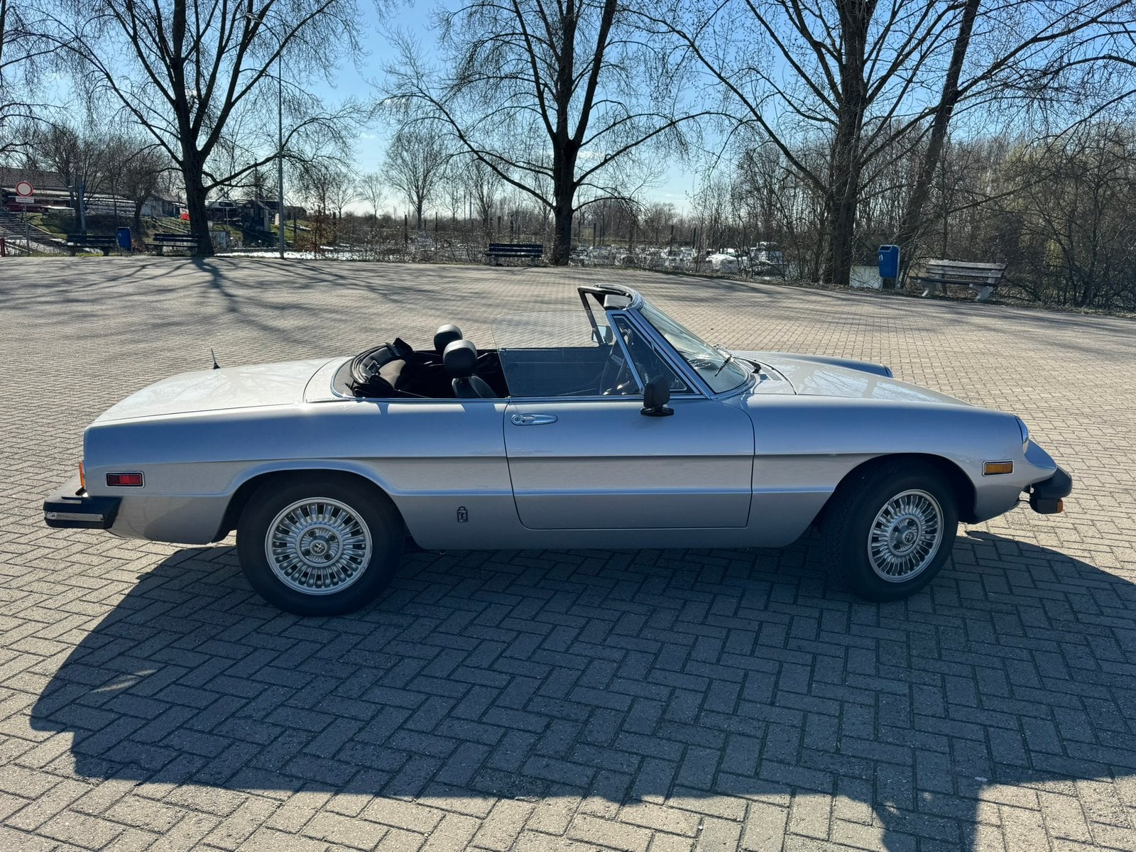Alfa Romeo 2.0 Spider Veloce 1979 NIEUWSTAAT, foto 11
