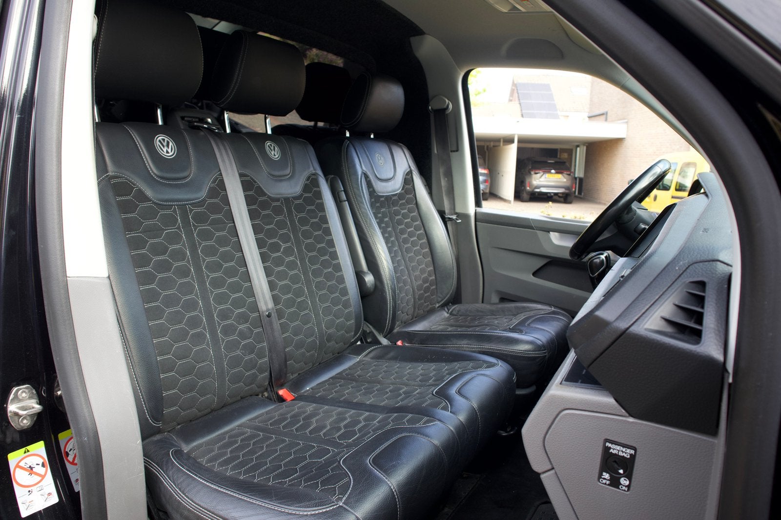 Foto 11 van VW Transporter T6.1 L2H1 DSG Koppejan styling
