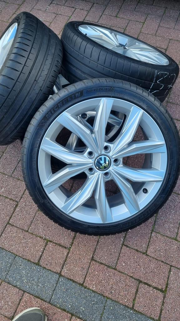 18 VW Golf 7 velgen - Michelin zomerbanden, Ophalen, Overige, Overige, Overige maten