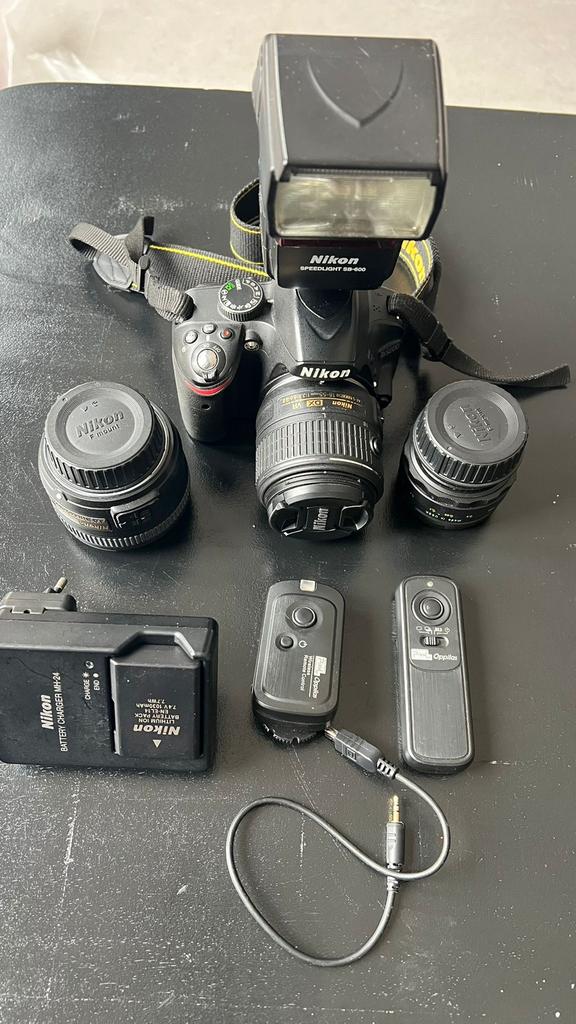 Nikon D3200 invl vele toebehoren, Audio, Tv en Foto, Fotocamera's Digitaal, Spiegelreflex, Ophalen of Verzenden, Zo goed als nieuw