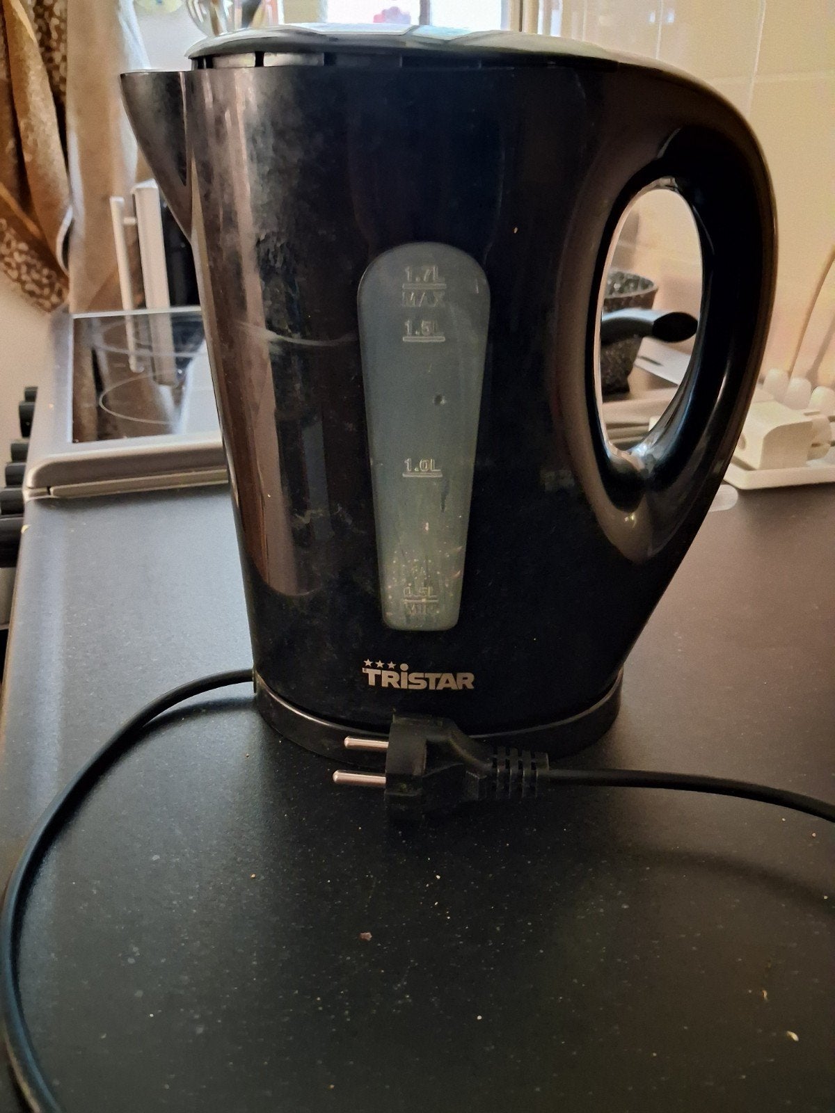 Tristar waterkoker - Zwart - 1.7L, 1 tot 2 liter, Ophalen, Gebruikt, Draadloos