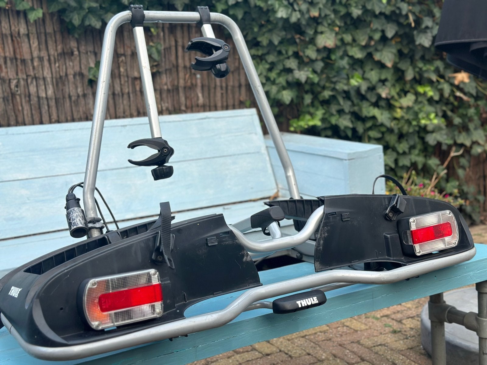 Thule Fietsendrager 916 - ook voor elektrische fietsen, Auto diversen, Fietsendragers, Ophalen, 2 fietsen, Gebruikt, Trekhaakdrager