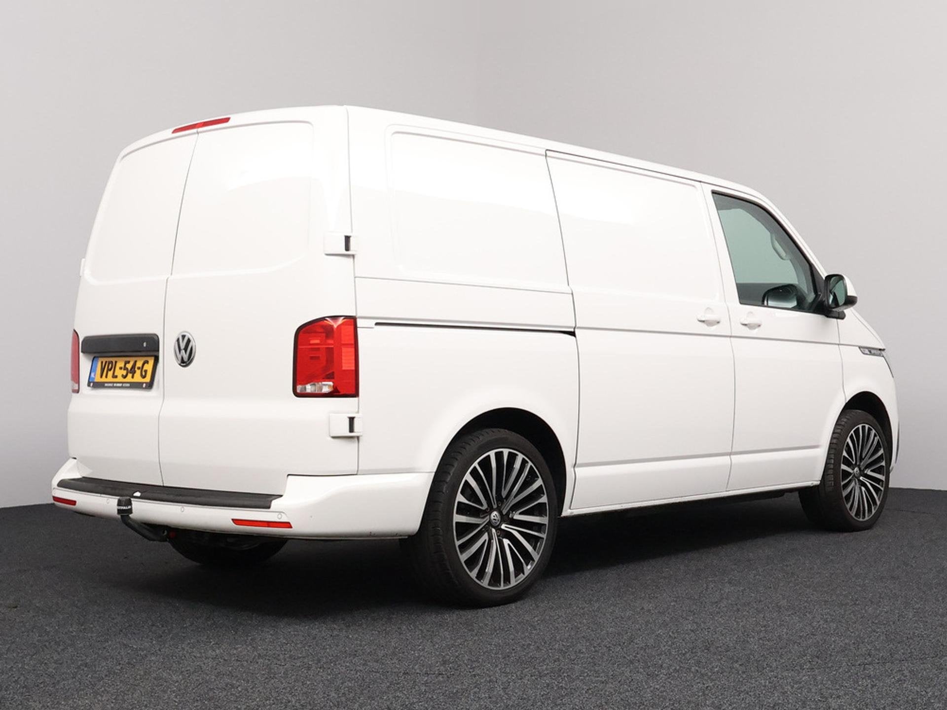 Volkswagen Transporter 2.0 TDI L1H1 28 Bulli 2x Schuif | ACC, Auto's, Stof, Gebruikt, 4 cilinders, 150 pk