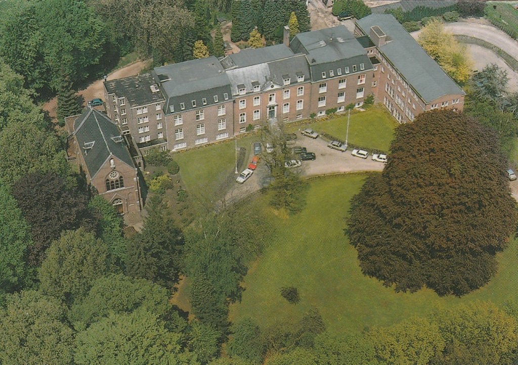 OIRSCHOT Montfortcentrum Op Weg Luchtfoto, Verzenden, 1980 tot heden, Gelopen, Noord-Brabant