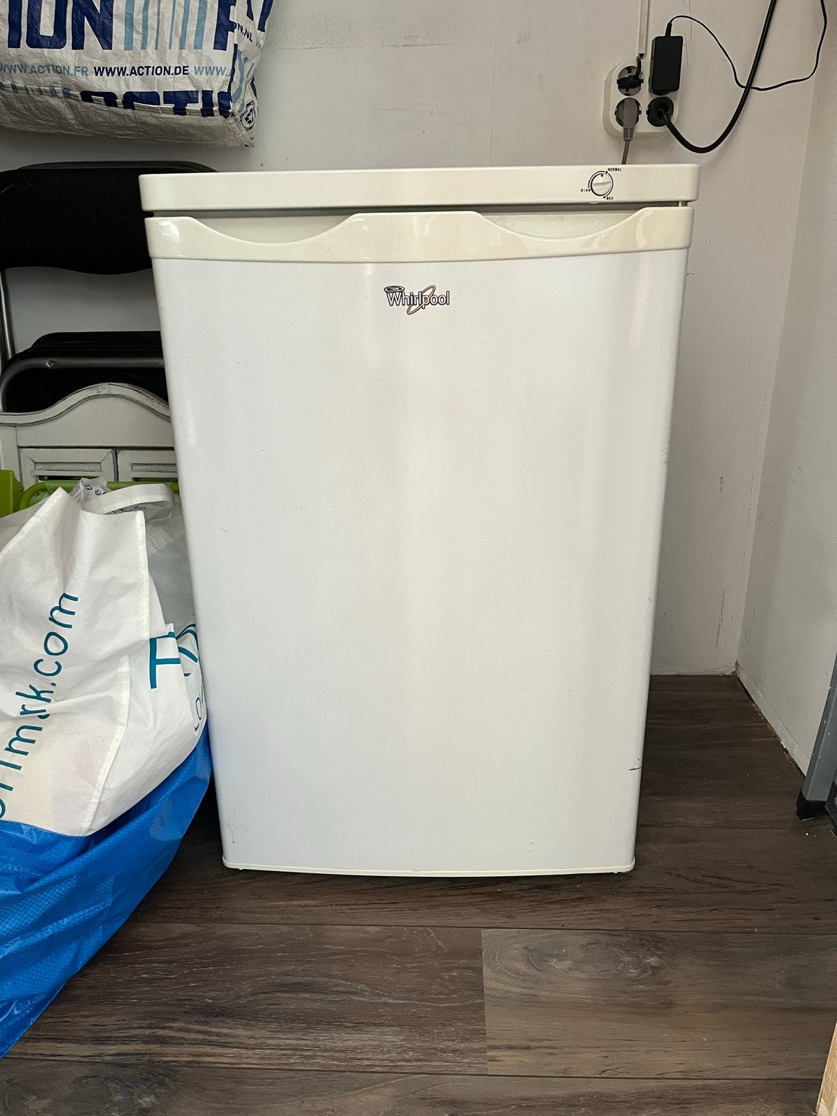 Whirlpool vrieskast - Compact en efficiënt, Gebruikt, Minder dan 85 cm, Minder dan 60 cm, Vrijstaand