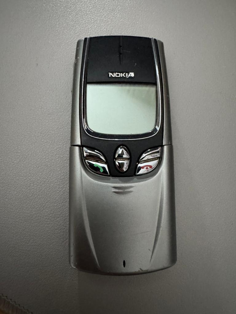 Nokia 8850 zilver met nieuwe accu, Telecommunicatie, Gebruikt, Schuifmodel, Geen camera, Fysiek toetsenbord