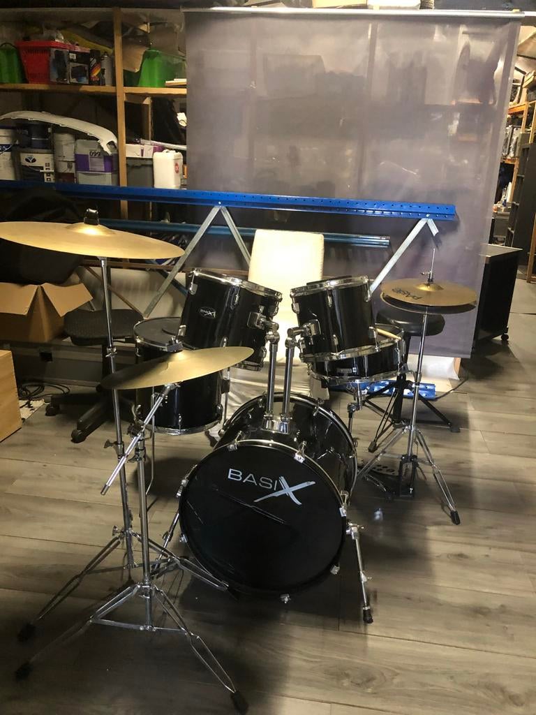 Basix drumstel met Paiste bekkens - Compleet en klaar om te, Muziek en Instrumenten, Drumstellen en Slagwerk, Ophalen of Verzenden