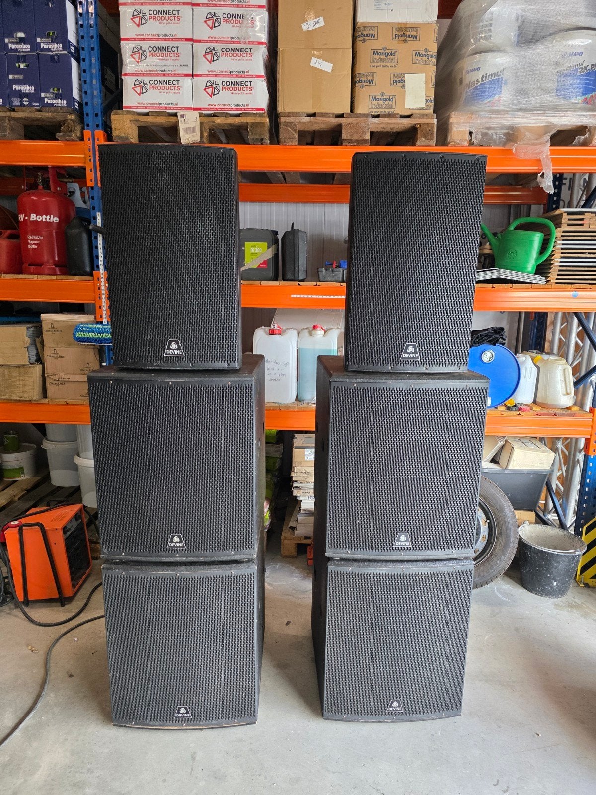 Actieve Devine Geluidset - Onyx 15A en Onyx 18SA, Audio, Tv en Foto, Luidsprekers, Gebruikt, Inclusief kabels, Speakerset, Ophalen