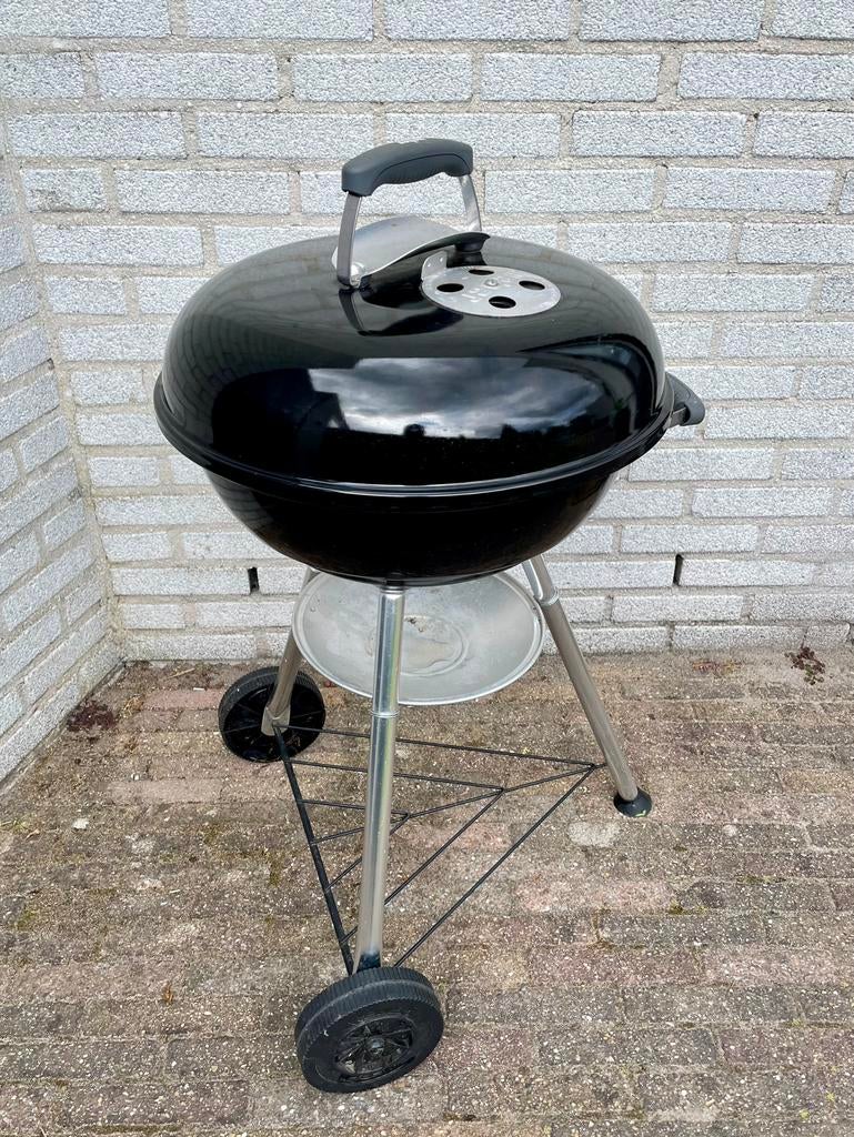 Weber barbecue incl. hoes, Tuin en Terras, Houtskoolbarbecues, Ophalen, Zo goed als nieuw