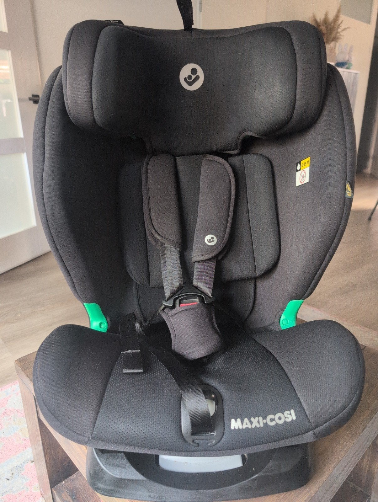 Maxi-Cosi Titan i-Size autostoel - Zo goed als nieuw, Ophalen, Autogordel of Isofix, 0 t/m 18 kg, Zo goed als nieuw