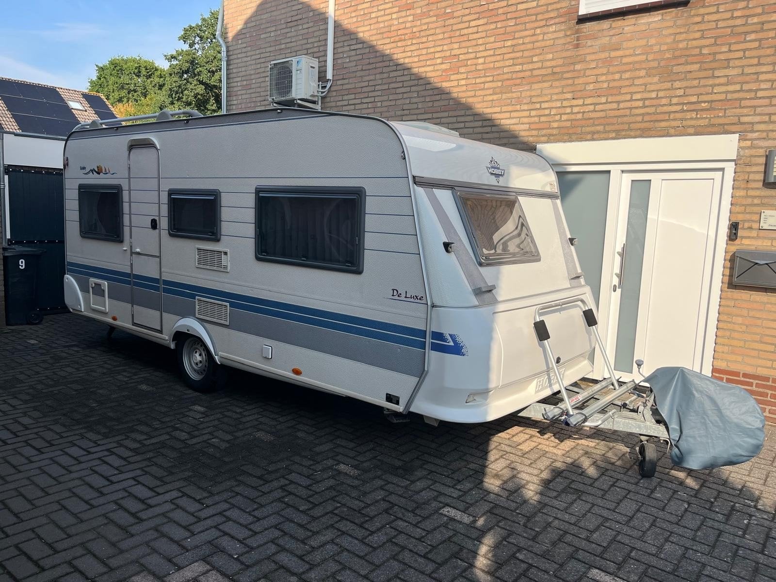 Hobby de luxe easy 495 UK kinderkamer met stapelbed, Caravans en Kamperen, Caravans, Vast bed, Rondzit, Hobby, 750 - 1000 kg