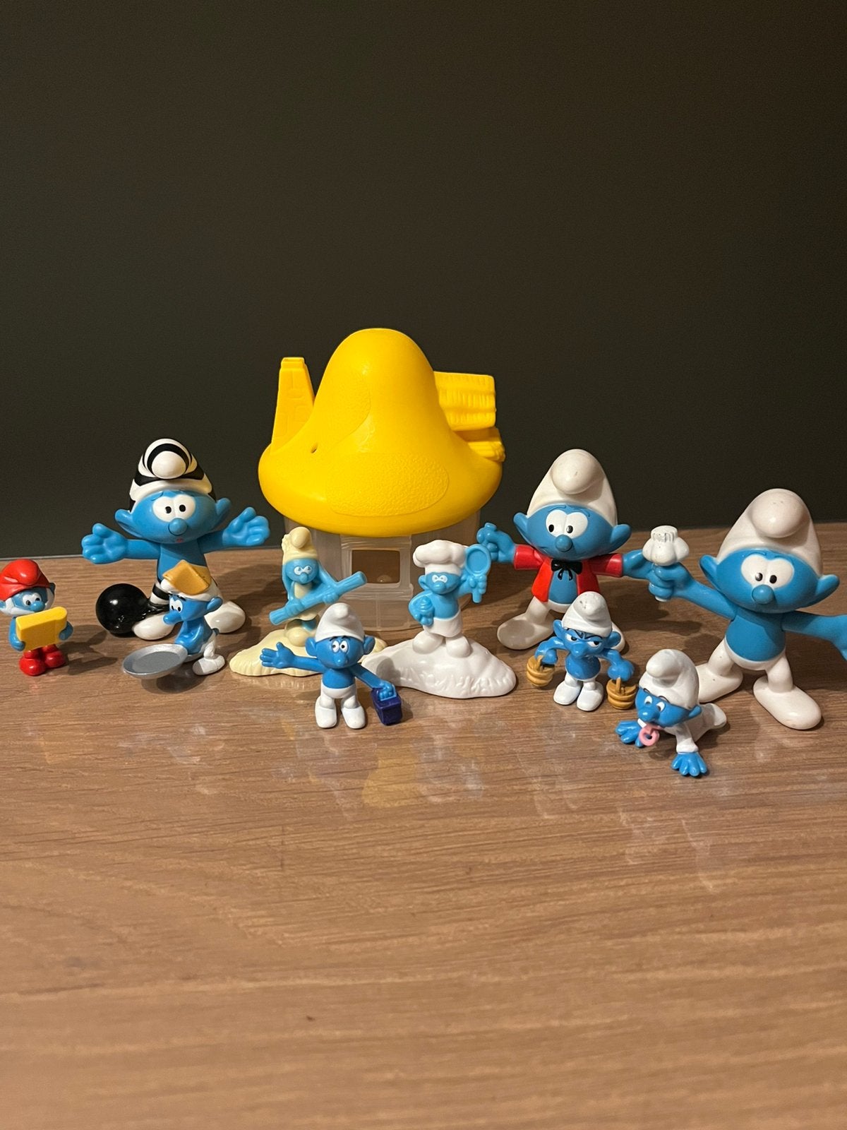 Leuke set smurfen en huisje, Ophalen of Verzenden, Verschillende Smurfen