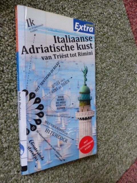 boeken Italië Napels reis foto taal geschiedenis, Boeken, Europa, Ophalen of Verzenden, Reisgids of -boek, Gelezen