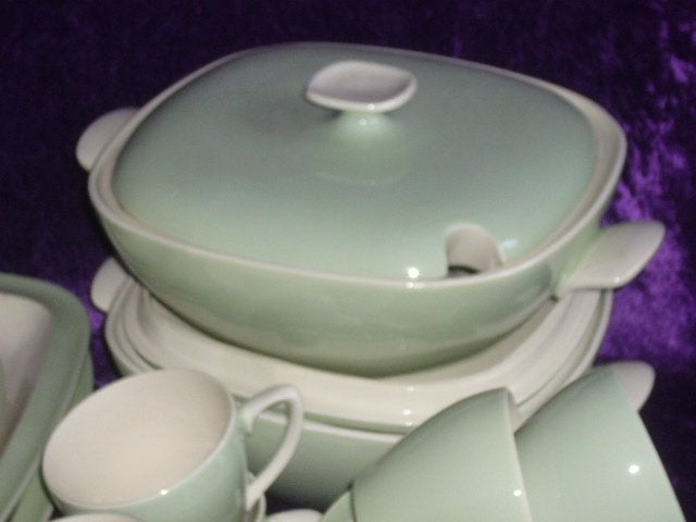 Pastel Groen Servies, Ophalen