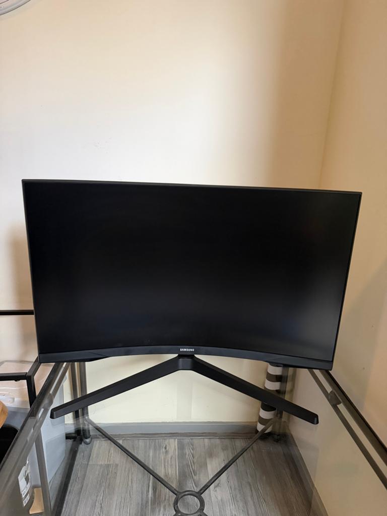 Samsung Odyssey G5 27” QHD 165Hz Curved Gaming Monitor, Gaming, Curved, VA, Zo goed als nieuw