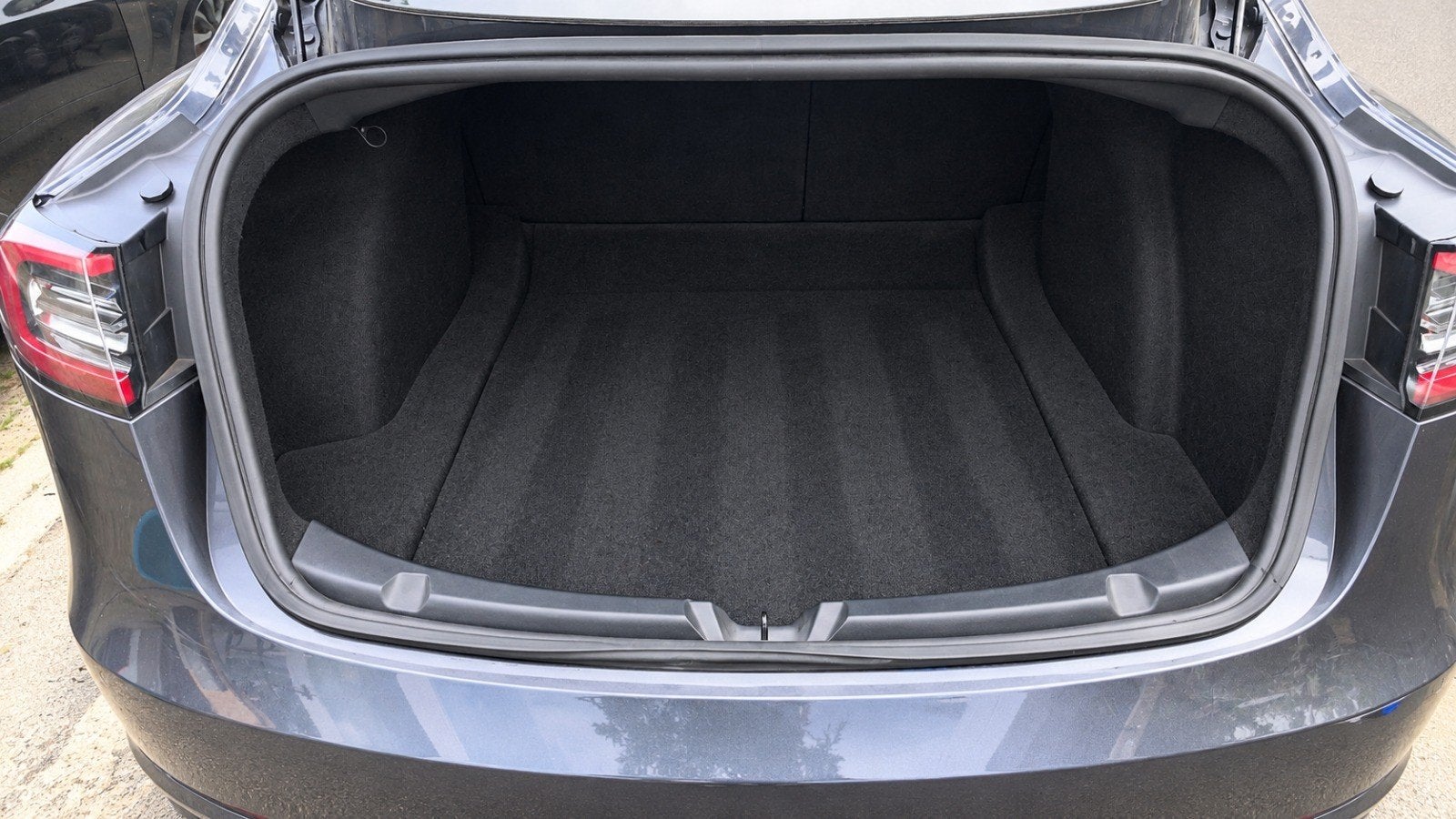 Foto 15 van Tesla Model 3 2019 Performance Grijs | 83% SOH / NW banden |