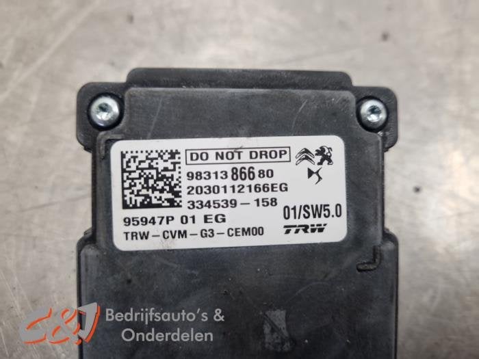 Camera voorzijde van een Opel Combo, Gebruikt, -, -, Opel