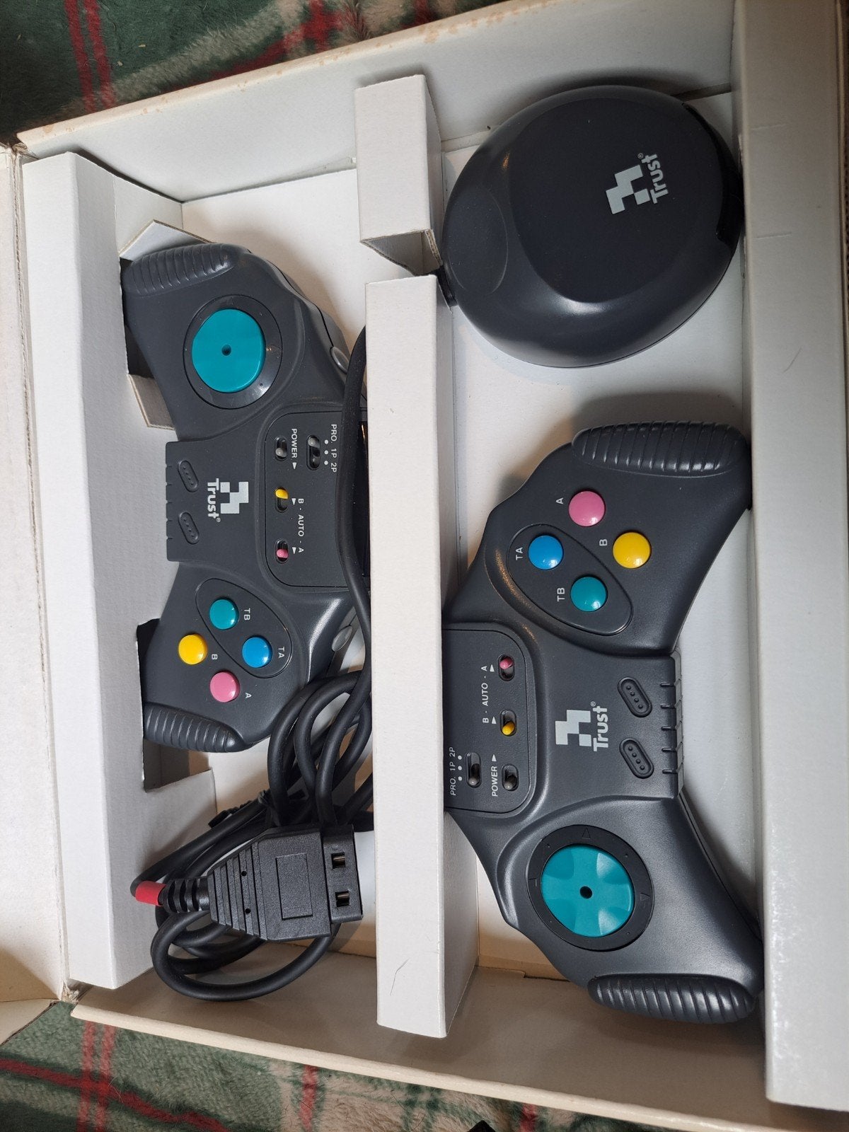 Vintage pc controllers wireless trust, Computers en Software, Vintage, Verzenden, Nieuw, Controllet