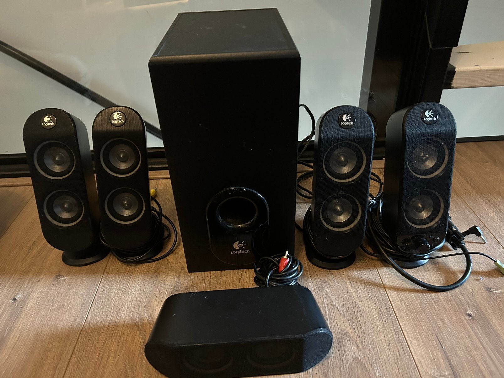 Logitech X-530 5.1 surround sound speakerset, Ophalen, Gebruikt