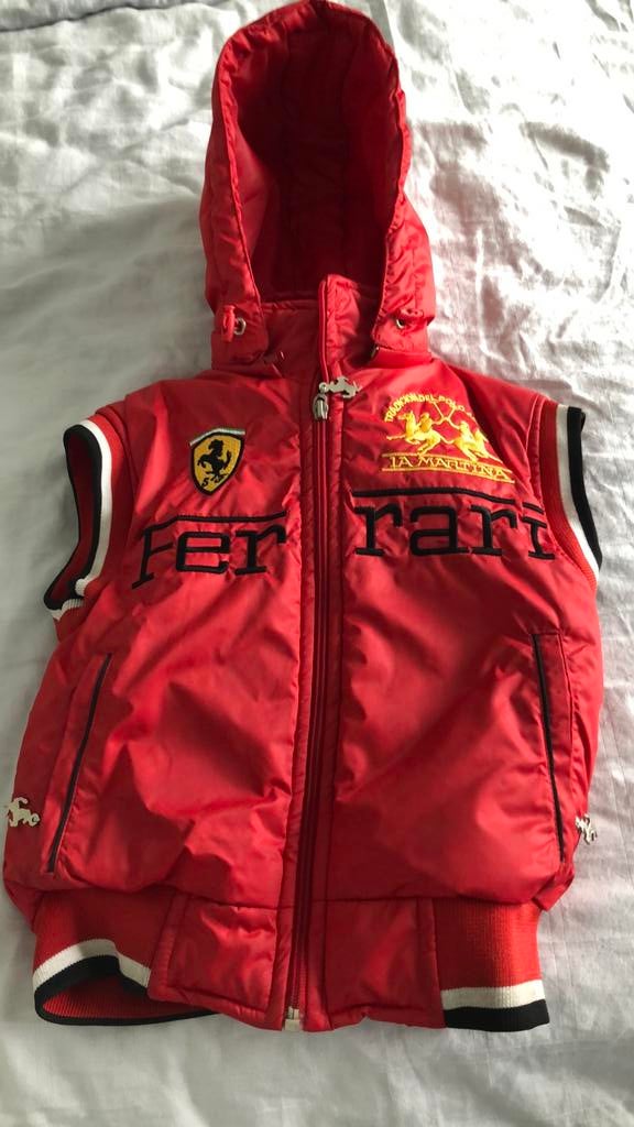 Ferrari La Martina bodywarmer 98, Kinderen en Baby's, Ophalen of Verzenden, Zo goed als nieuw, Meisje, Jas