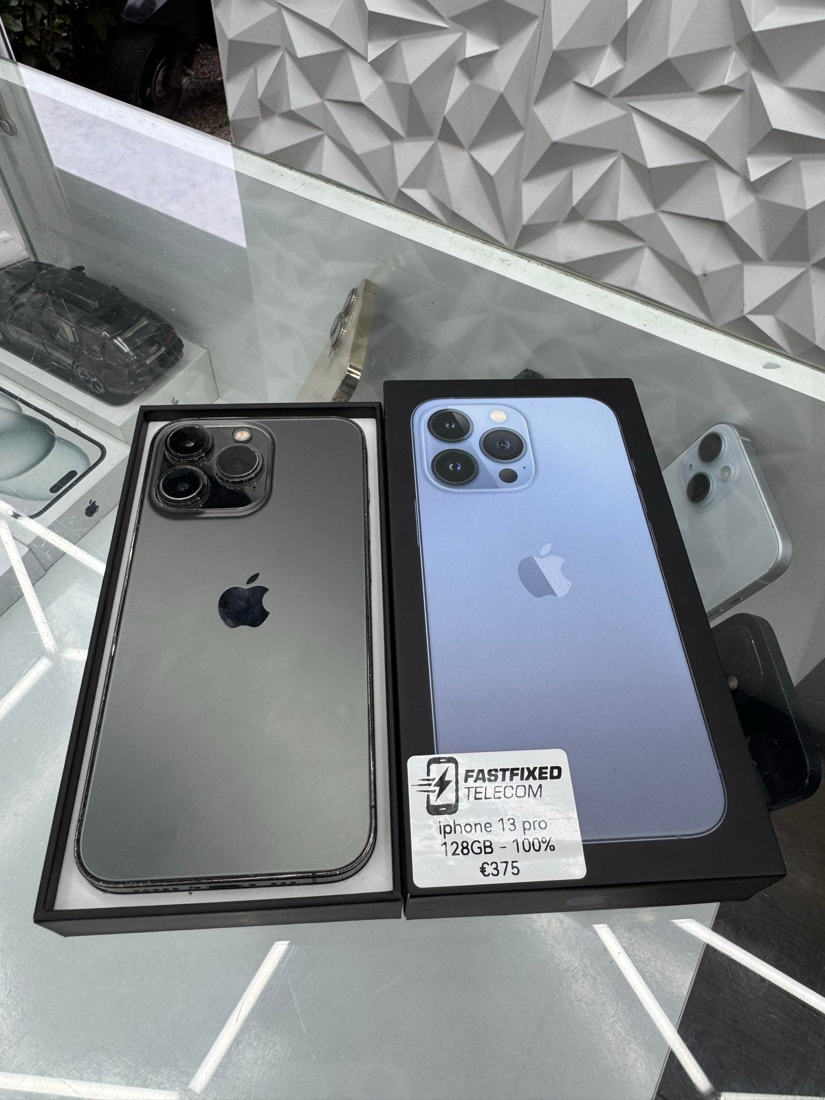 Foto 14 van Diverse iPhones met 1 jaar garantie - Verschillende modellen