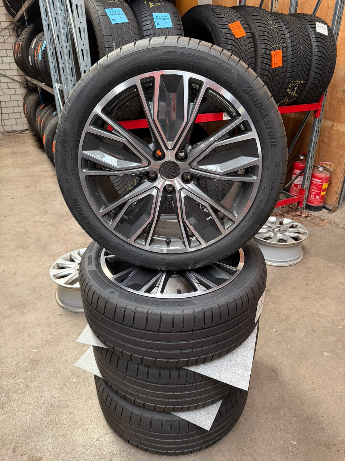 19 inch originele Audi A5 velgen met zomerbanden - DEMO, 19 inch, Audi, 245 mm, Velg(en)