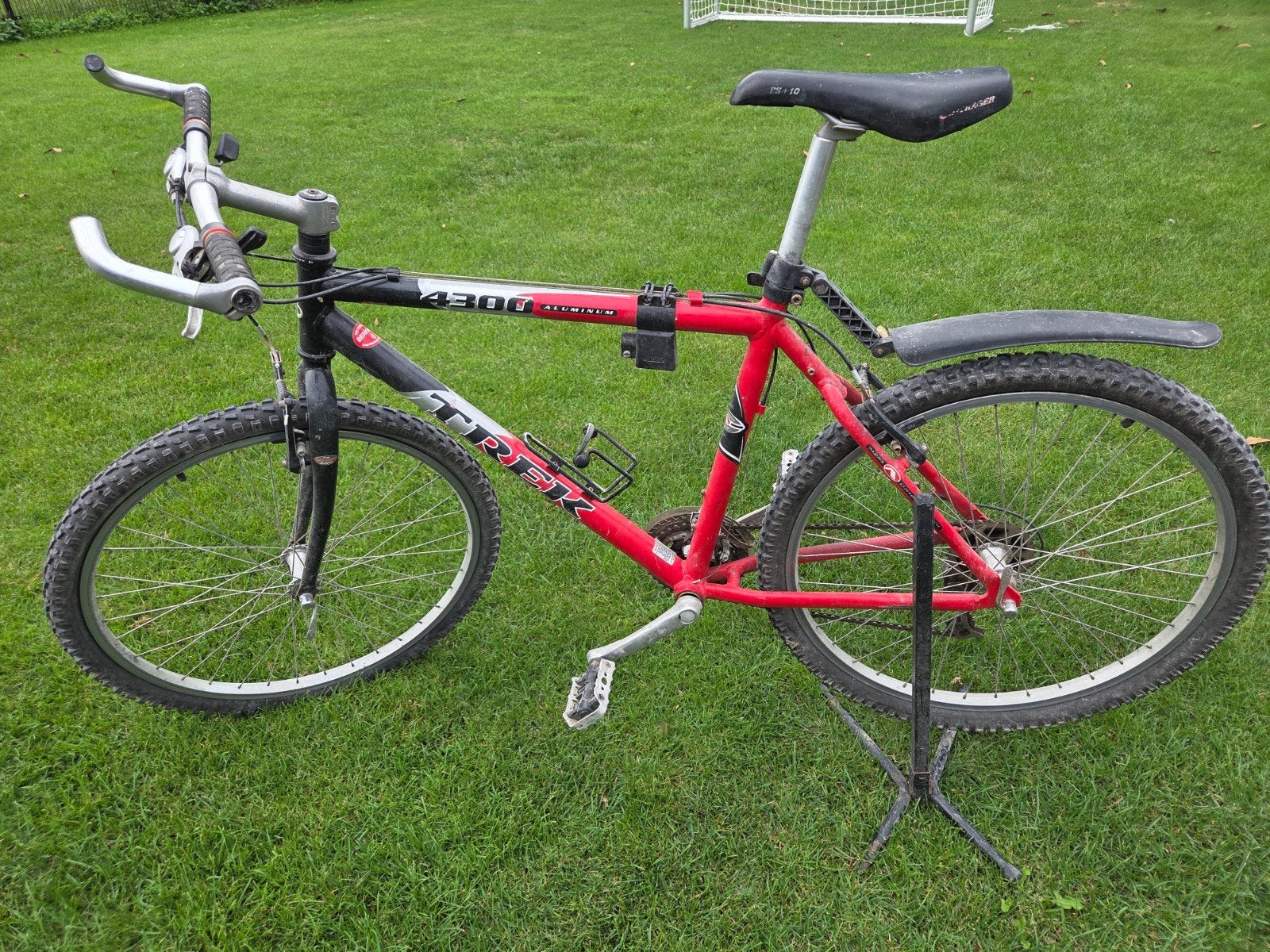 Trek 4300 Mountainbike - Goede Staat, Ophalen, Gebruikt, Hardtail, Velgrem
