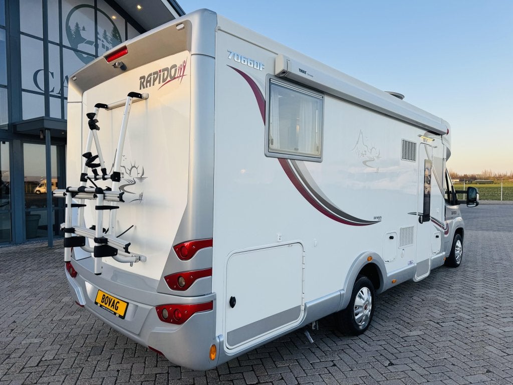 Foto 7 van Rapido 7066DF Automaat ALDE Enkele bedden 2015