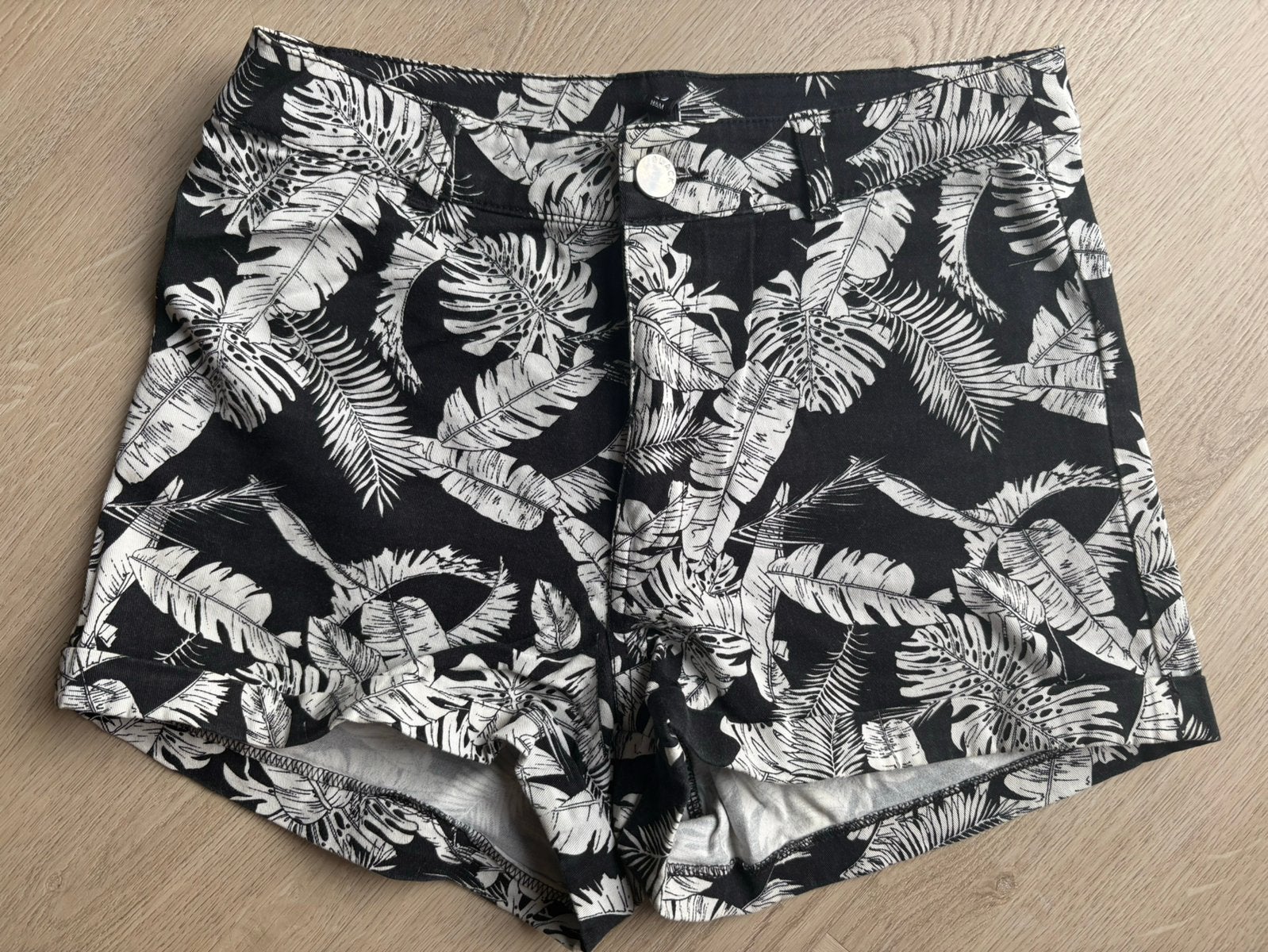 6x korte broek mt.S/36 (H&M, The Sting en Hema), Ophalen of Verzenden, Zo goed als nieuw, Maat 36 (S), Kort