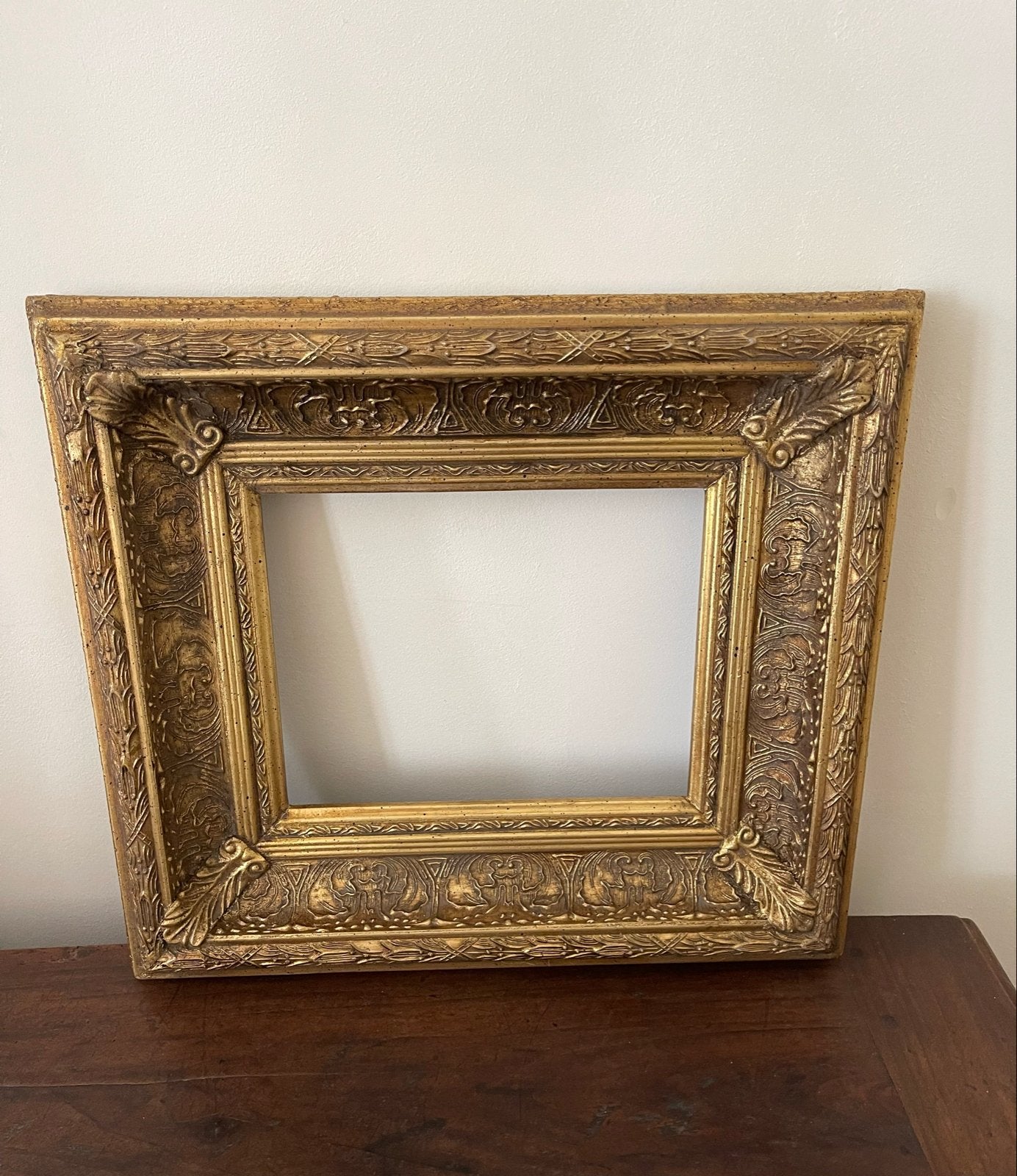 Antieke “Gouden” Lijst - 44x38 cm, Gebruikt, Schilderijlijst, Met sierrand, Ophalen of Verzenden