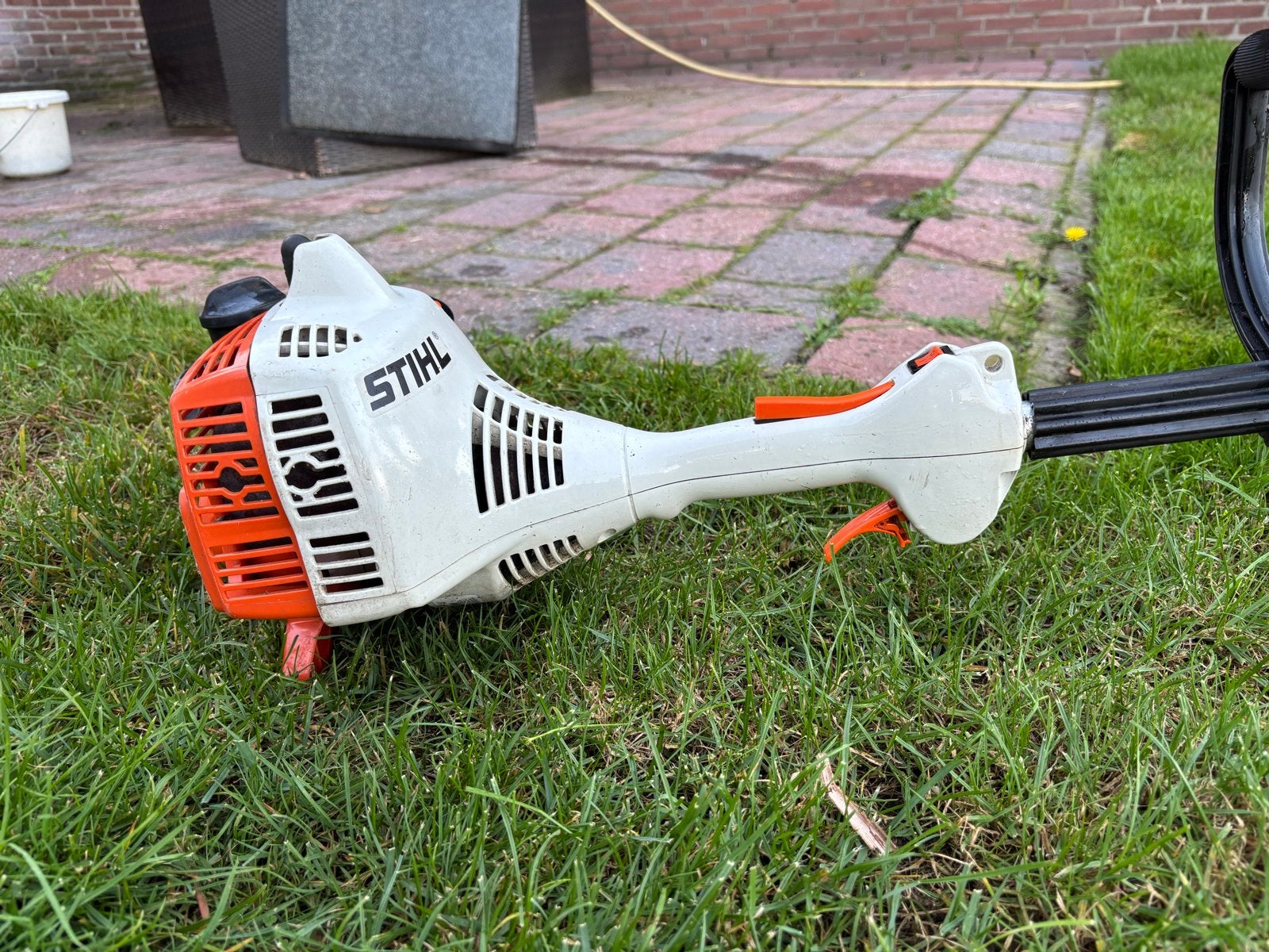 Stihl FS38 Benzine Grastrimmer - Perfect voor Tuinonderhoud, Tuin en Terras, Ophalen, Gebruikt, 30 tot 50 cm, Benzine