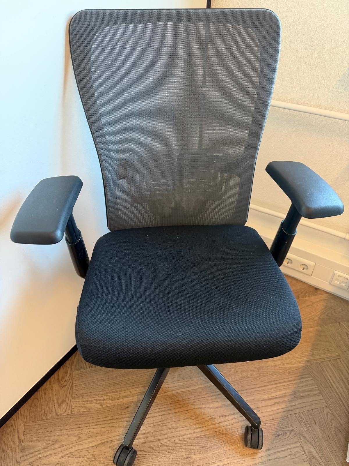 Haworth Comforto Zody 89 bureaustoelen + kantoormeubilair, Ophalen, Gebruikt, VST Kantoormeubilair, Info@vstkantoorneubilair.nl