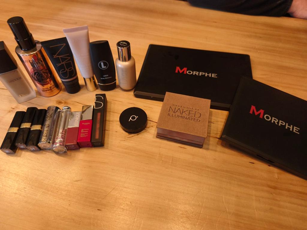 Pakket make-up DIOR, CHANEL, CLARINS enz, Sieraden, Tassen en Uiterlijk, Uiterlijk | Cosmetica en Make-up, Lippen, Overige kleuren