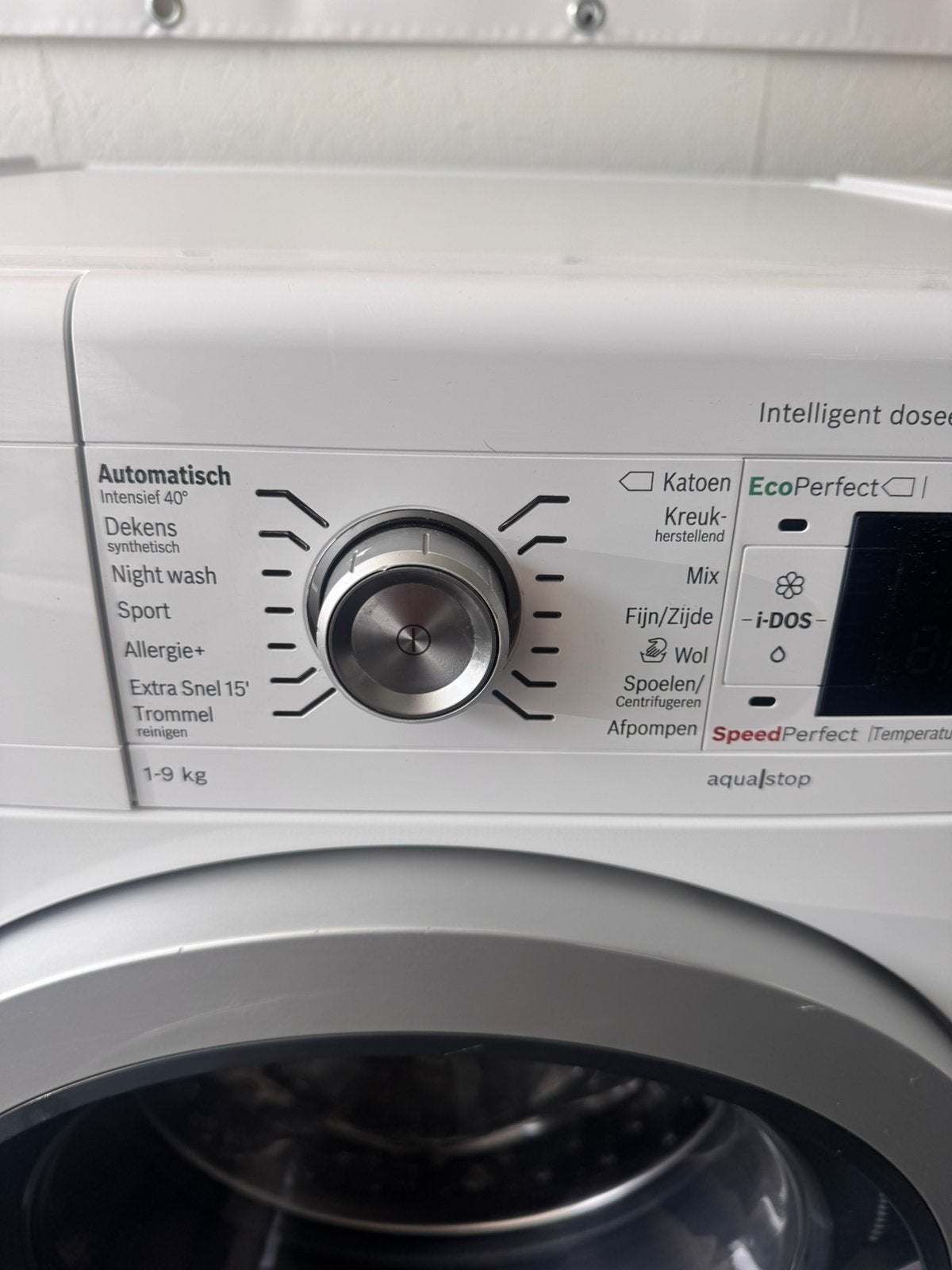 BOSCH 1600 SERIE 8 I-DOS 9 KG A+++ met 2 jaar garantie, 1200 tot 1600 toeren, N, N, 8 tot 10 kg