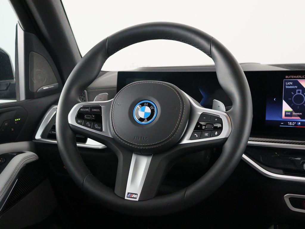 BMW X5 xDrive50e (bj 2025, automaat), Gebruikt, 2395 kg, Overige brandstoffen, Zwart