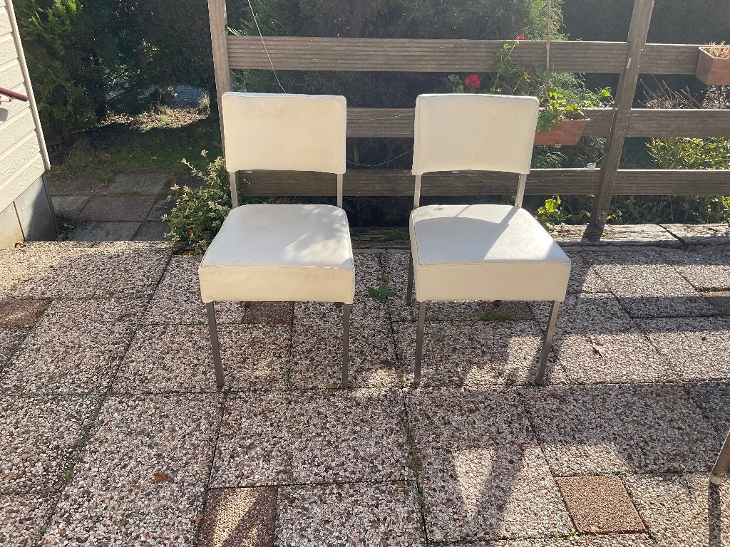 4 witte leren eetkamer stoelen, gratis ophalen., Ophalen, Gebruikt, Wit, Vier