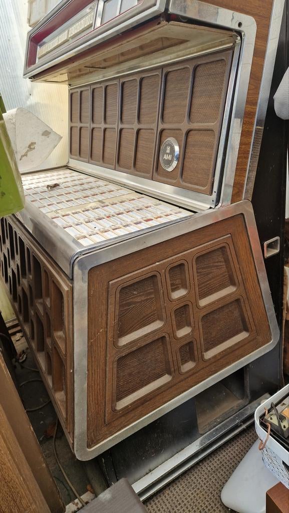 Diverse Jukeboxen en Onderdelen - AMI Jukebox, Verzamelen, Met singles, Gebruikt, Ophalen of Verzenden, 1960 tot 1970