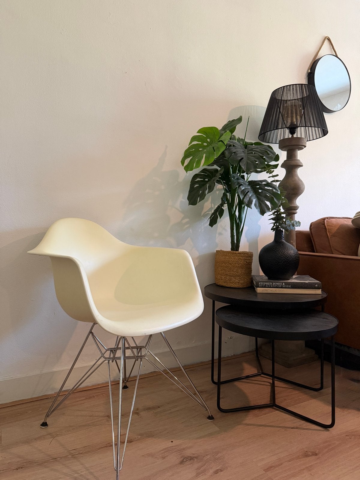 Vitra Eames Plastic Armchair DAW -, Ophalen, Kunststof, Gebruikt, Wit
