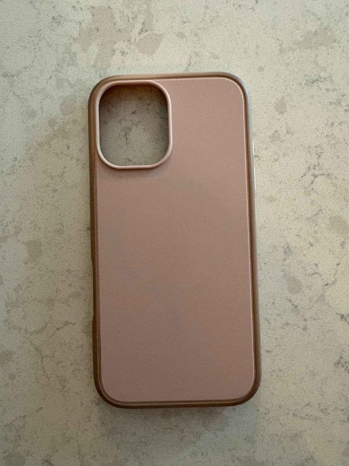 Roze iPhone 16 hoesje met MagSafe - roze - kort gebruikt, MagSafe, IPhone 16, Hoesje of Tasje, Ophalen of Verzenden
