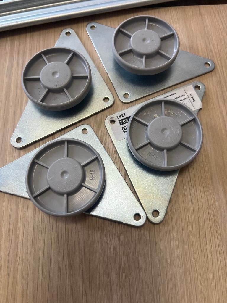 4x IKEA EKET Kastpoten H-01, H-02, H-06, H-16, Ophalen of Verzenden, Zo goed als nieuw