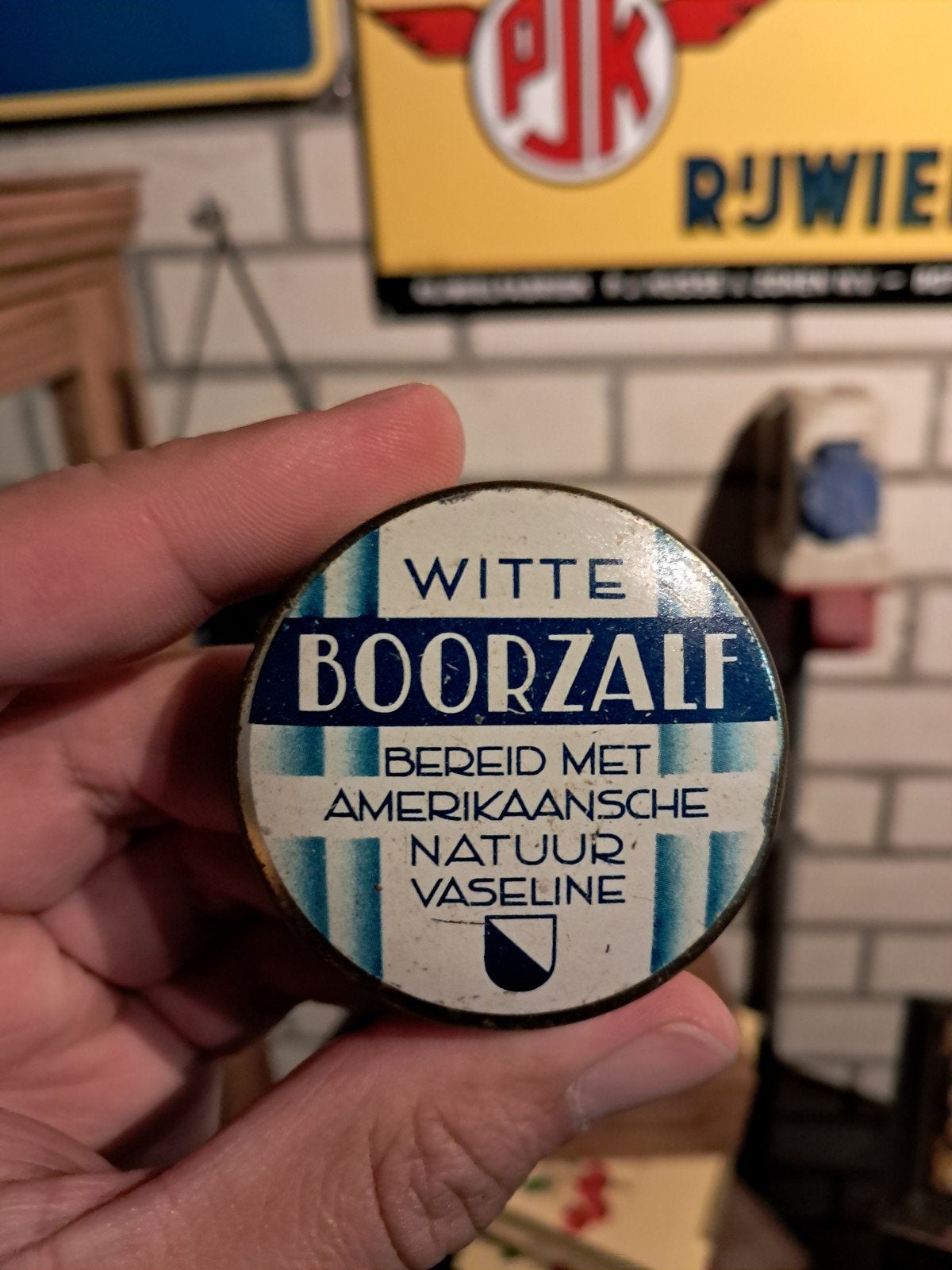 Witte boorzalf blikje, Ophalen of Verzenden, Overige