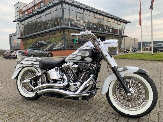 Harley-Davidson FLSTN SOFTAIL FLSTF FLSTC FAT (bj 2006), Dopplerlaan 26
9207 HC  Drachten, NL, H-D Benelux B.V., Bedrijf, Info@m-point.frl