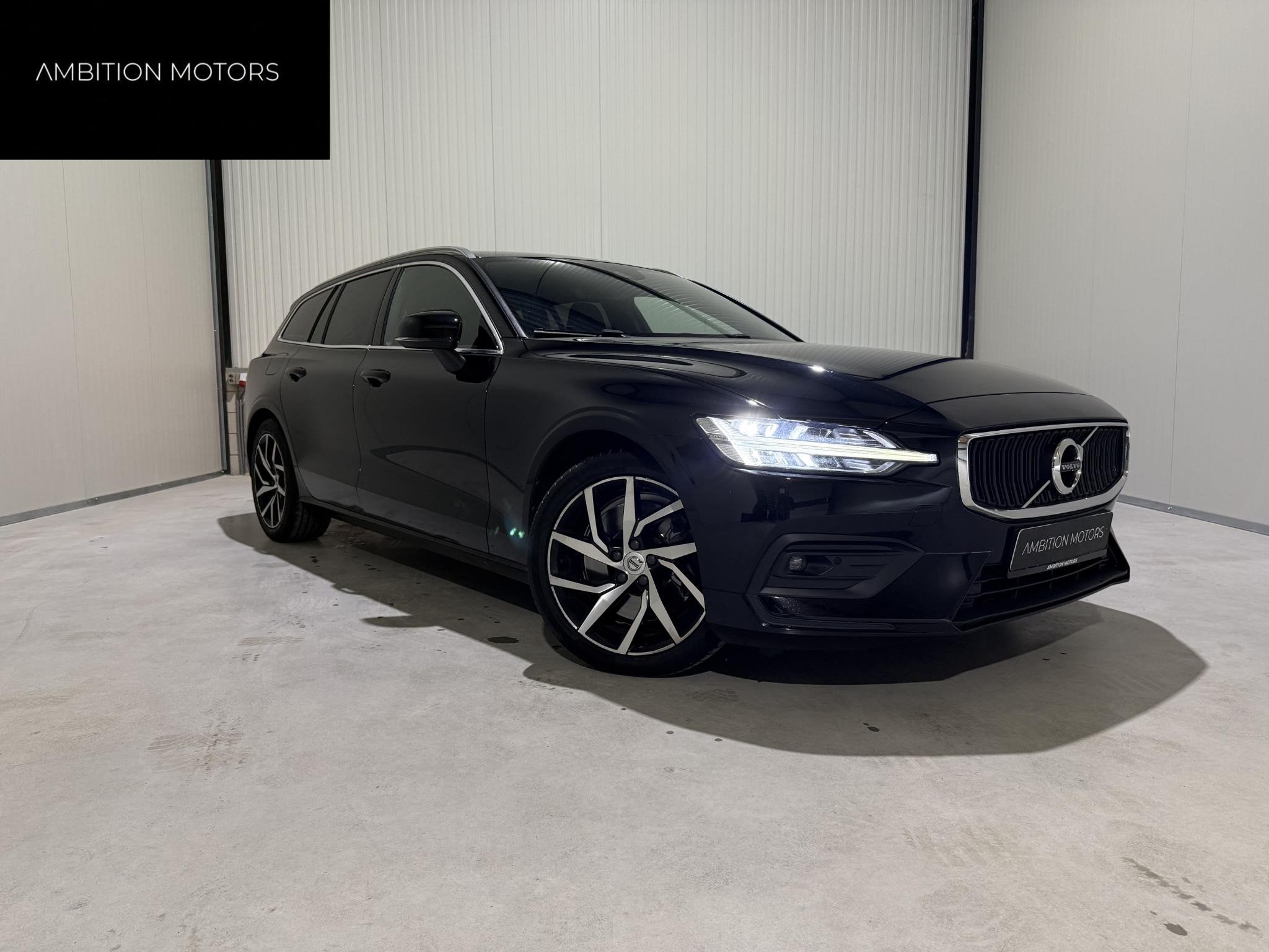 Volvo V60 2.0 T5 Momentum Virtual/Trekhaak/Elek.stoelen/Carp, Auto's, 15 km/l, Euro 6, 4 cilinders, 1969 cc