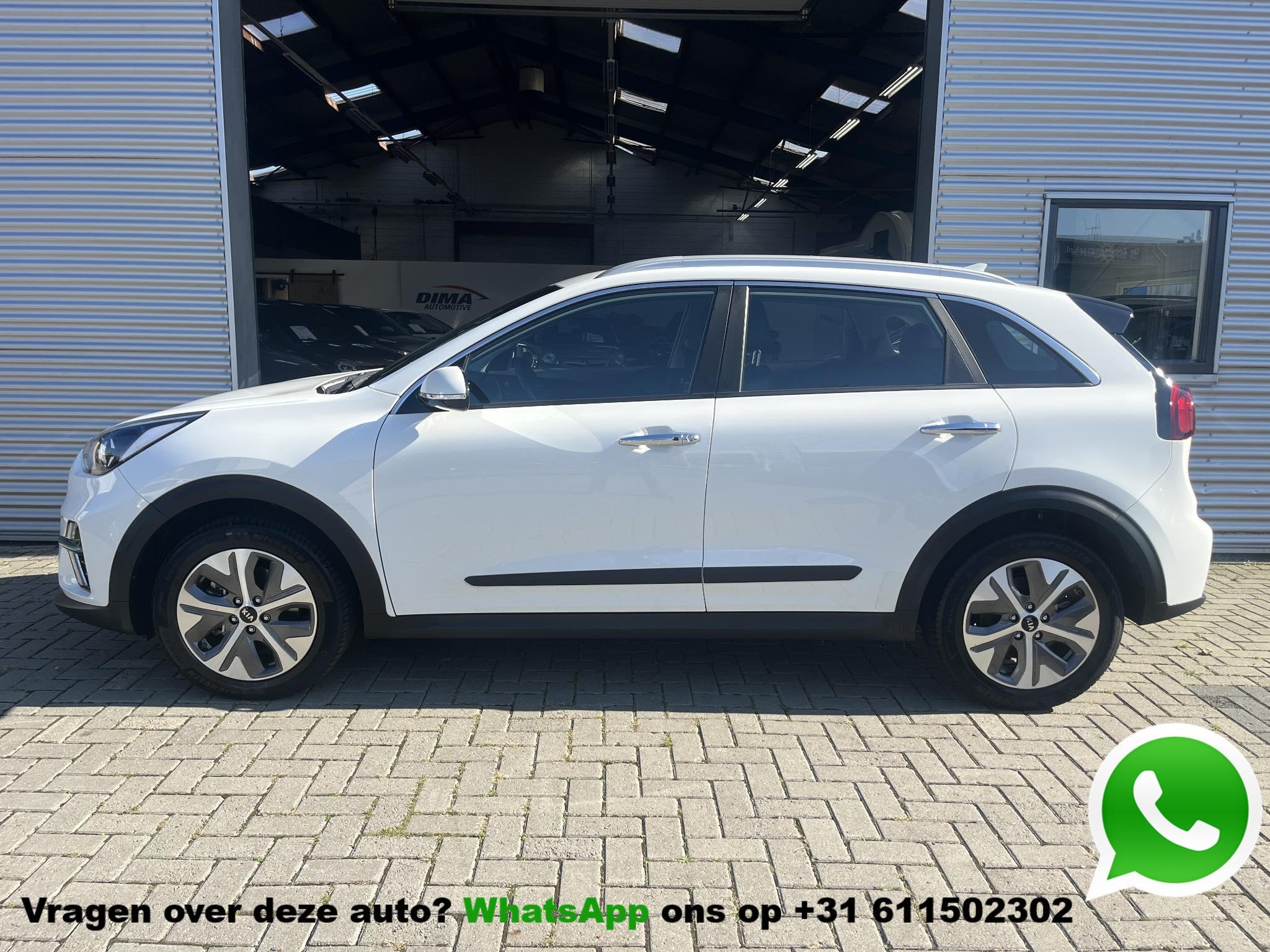 Kia e-Niro DynamicLine 39 kWh, Auto's, 136 pk, Gebruikt, Leder en Stof, Wit