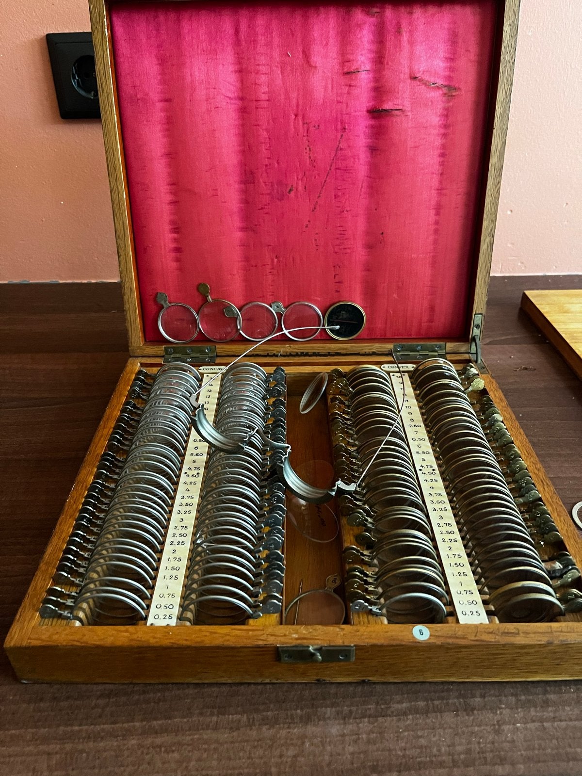 Gezocht Optometrist Oogtest Set kist, Ophalen of Verzenden